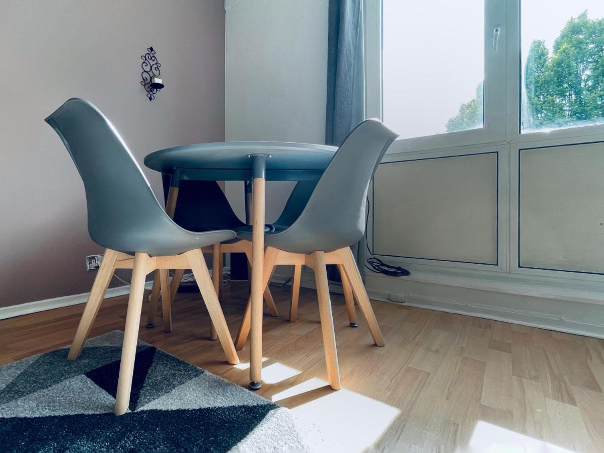 Noah'S Place In Mile End Лондон Екстер'єр фото