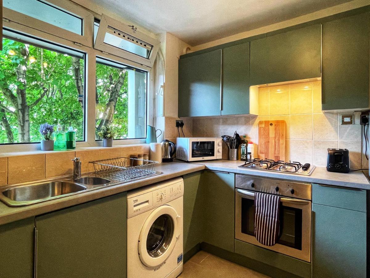 Noah'S Place In Mile End Лондон Екстер'єр фото