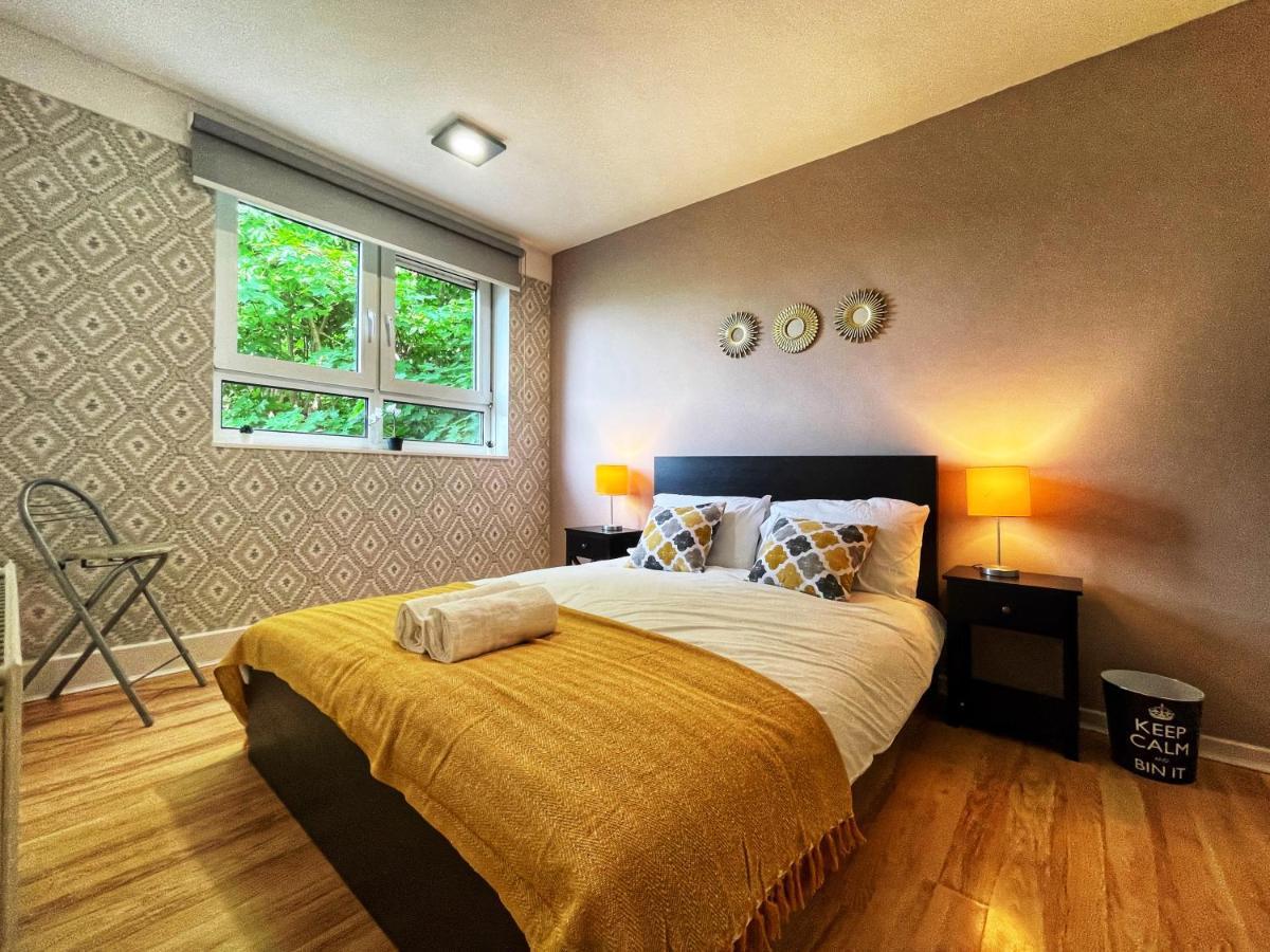 Noah'S Place In Mile End Лондон Екстер'єр фото
